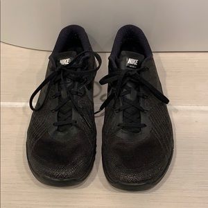 Nike all black metcons- crosstrainig